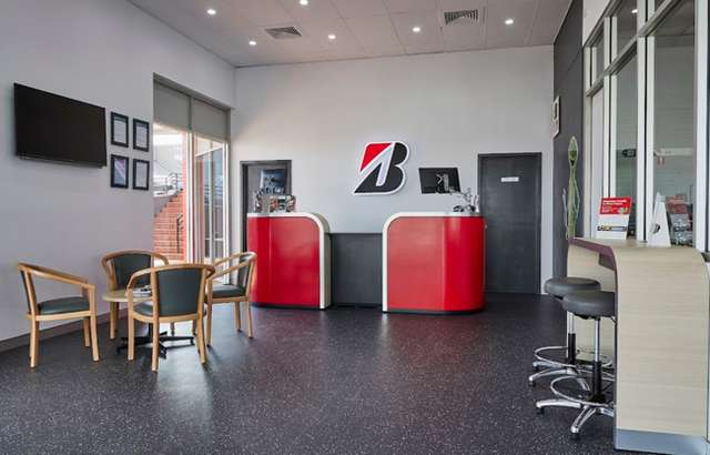 Bridgestone Select Tyre & Auto Osborne Park workshop gallery image