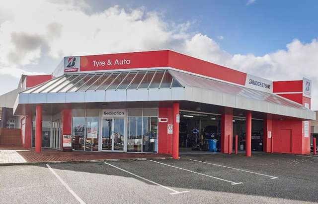 Bridgestone Select Tyre & Auto Osborne Park workshop gallery image