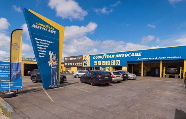 Goodyear Autocare Mentone workshop gallery image