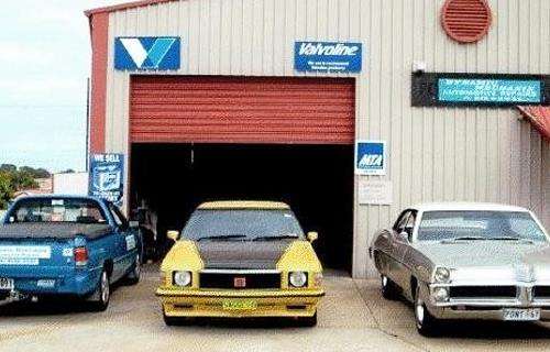 Dynamic Mechanix workshop gallery image
