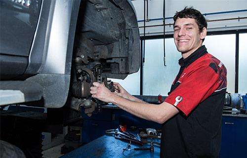 AutoCentre Gold Coast workshop gallery image