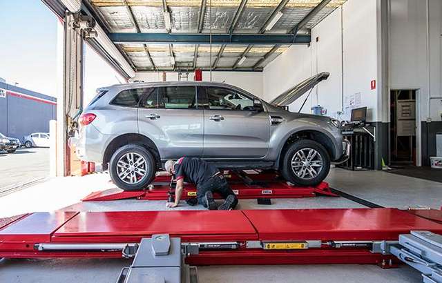 Bridgestone Select Tyre & Auto Keperra workshop gallery image