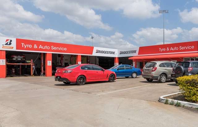 Bridgestone Select Tyre & Auto Zillmere workshop gallery image