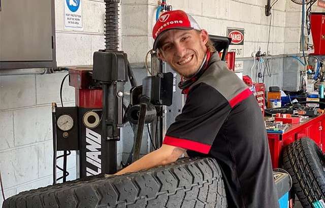 Bridgestone Select Tyre & Auto Strathpine workshop gallery image
