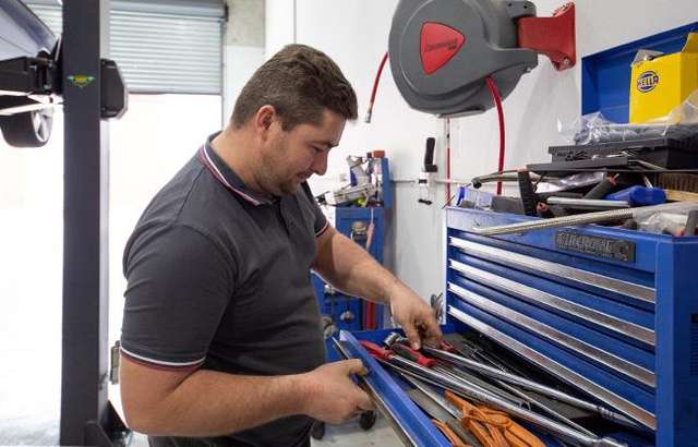 J P Garage workshop gallery image