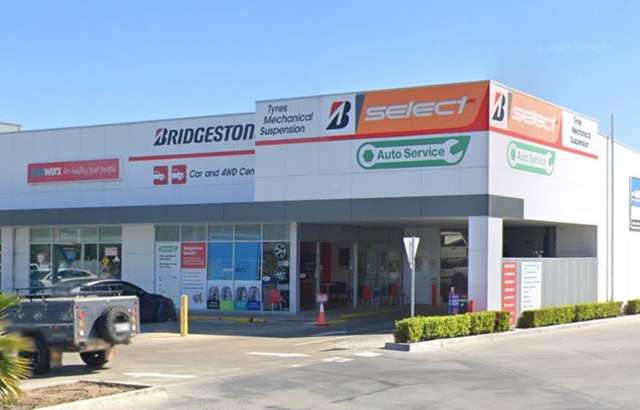 Bridgestone Select Tyre & Auto West Lakes workshop gallery image