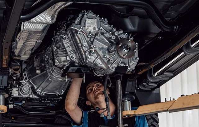 Power Curve Automotive workshop gallery image