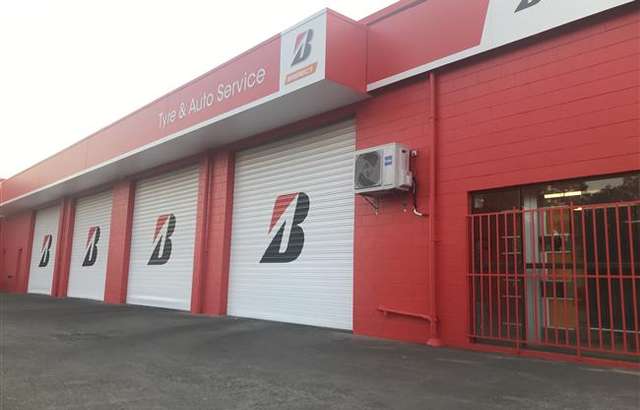 Bridgestone Select Tyre & Auto Browns Plains workshop gallery image
