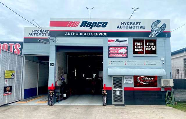 Hycraft Automotive workshop gallery image