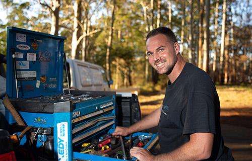 Larkins Garage Mobile Mechanical workshop gallery image