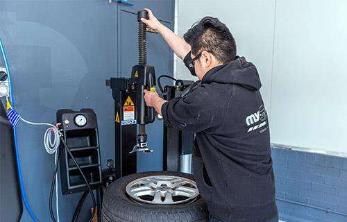My Hiep Automotive workshop gallery image