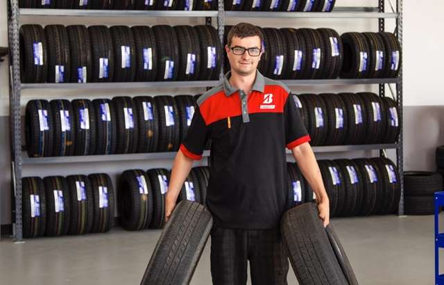Bridgestone Select Tyre & Auto Welshpool (Orrong Rd) workshop gallery image