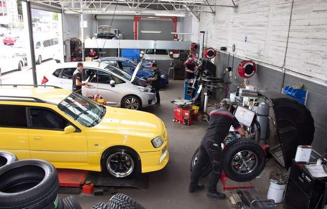 Bridgestone Select Tyre & Auto Hobart workshop gallery image