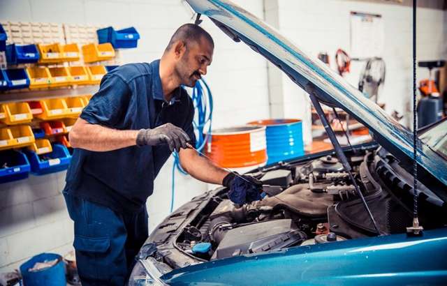 Royyals Automotives workshop gallery image