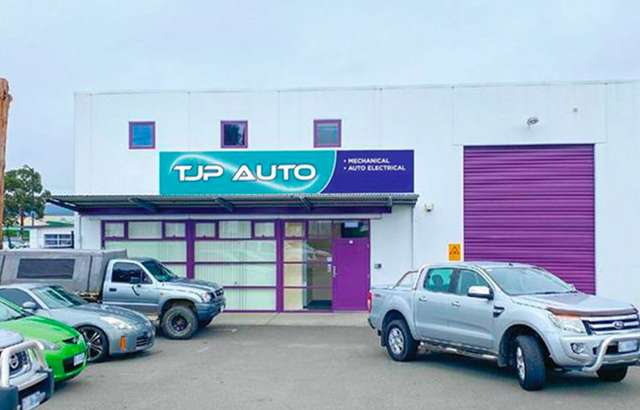 TJP Auto workshop gallery image