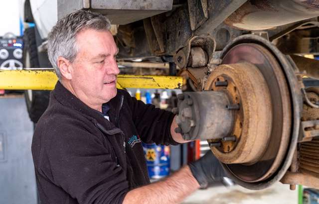 Peninsula 2 & 4WD workshop gallery image