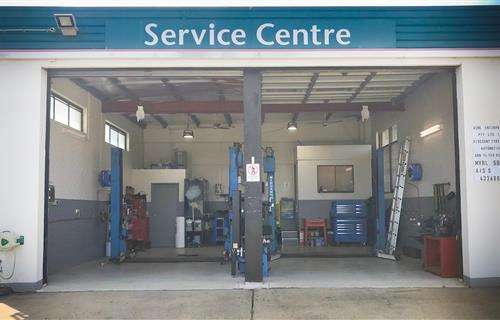 Discount Tyres & Automotive workshop gallery image