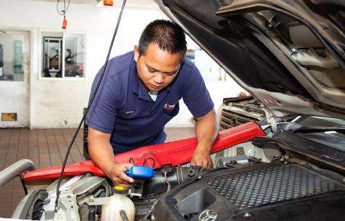 United Fuel Injection & Turbocharger Sales & Service workshop gallery image