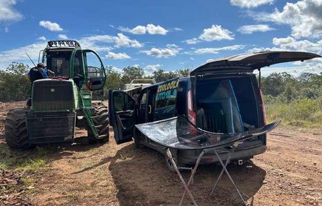 Cooloola AutoGlass workshop gallery image