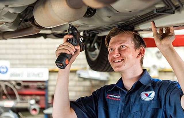 Ron Bower Auto Repairs workshop gallery image