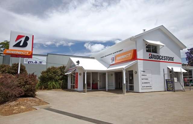 Bridgestone Select Tyre & Auto Maleny workshop gallery image