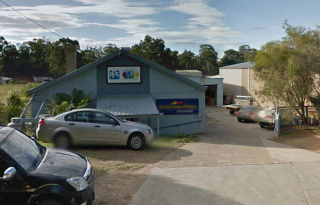 Narooma Autoglass workshop gallery image