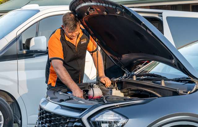 Onsite Automotive and Performance Mobile workshop gallery image
