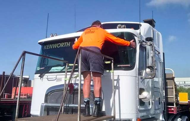 Albion Park Rail Windscreens & Plastics workshop gallery image