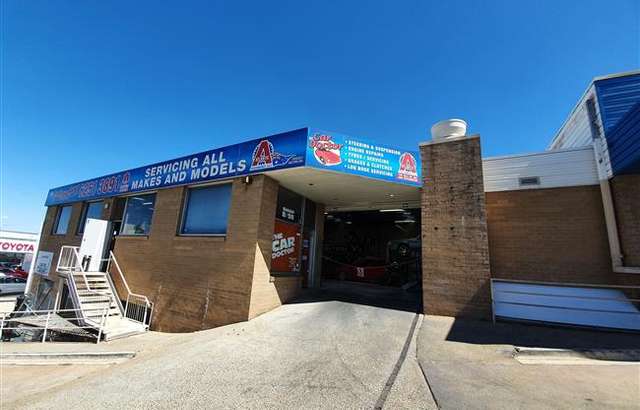 The Car Doctor workshop gallery image