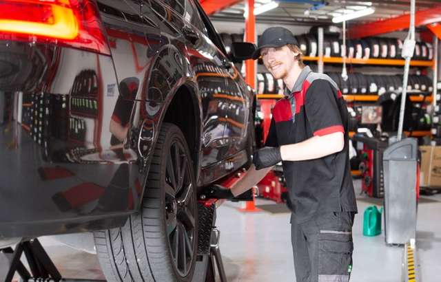Bridgestone Select Tyre & Auto Fairy Meadow workshop gallery image