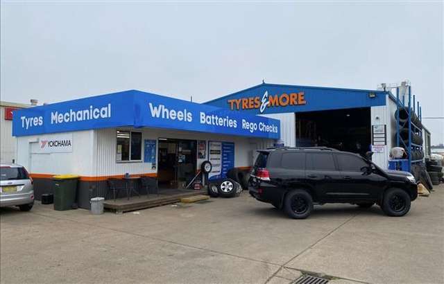 Rutherford Tyres & More workshop gallery image