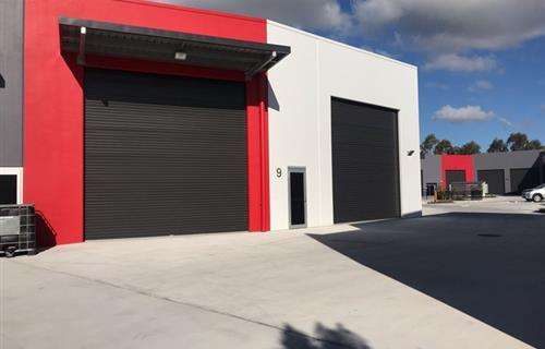 Royal AutoStyling workshop gallery image
