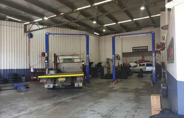 JAX Tyres & Auto St Marys workshop gallery image
