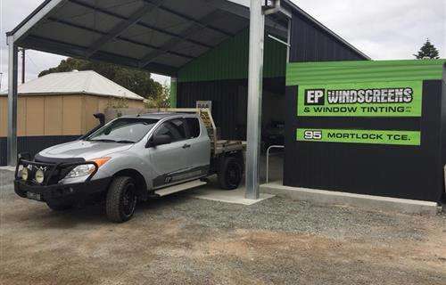 EP Windscreens & Window Tinting Mobile workshop gallery image