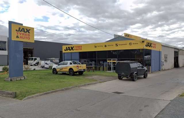 JAX Tyres & Auto Bayswater North workshop gallery image