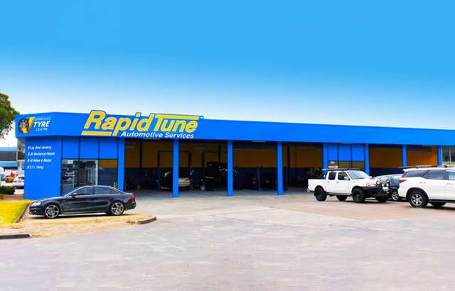 Rapid Tune Braeside workshop gallery image