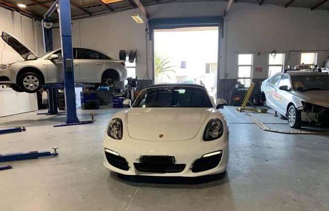 SG Automotive Mechanical & Smash Repairs workshop gallery image