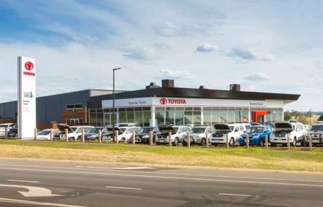 Kyneton Toyota workshop gallery image