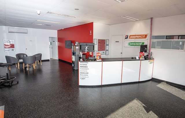 Bridgestone Select Tyre & Auto Narellan workshop gallery image