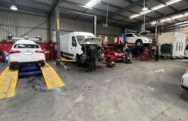 Motorcraft Crash Repairs workshop gallery image