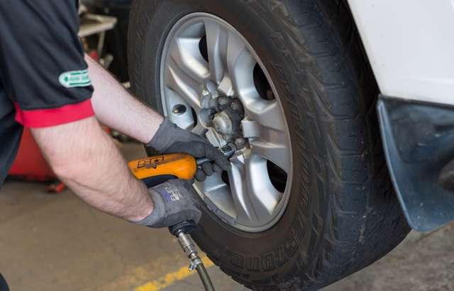 Bridgestone Select Tyre & Auto Modbury workshop gallery image