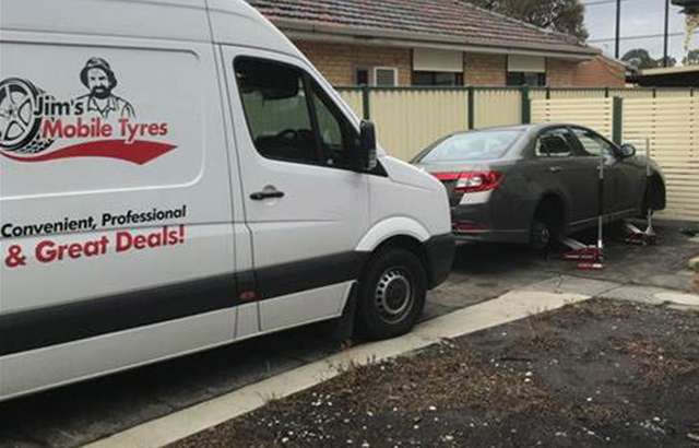 Jim’s Mobile Tyres (Berwick) workshop gallery image