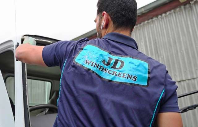 JD Windscreens Sydney workshop gallery image