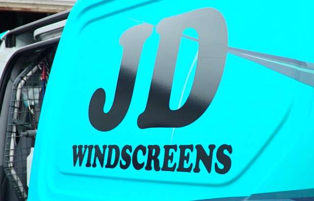 JD Windscreens Sydney workshop gallery image