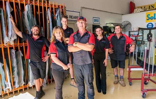 Speedy Autoglass Gold Coast workshop gallery image