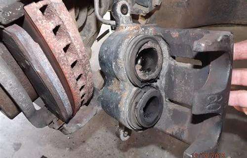 Lube Guy Automotive workshop gallery image