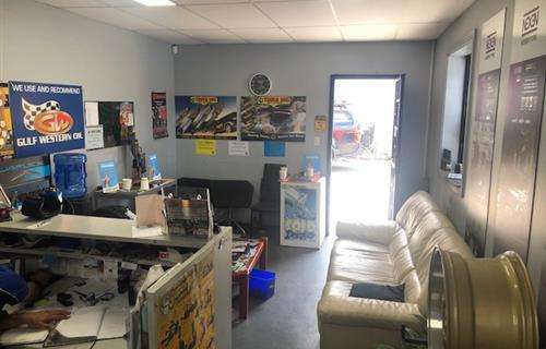 Hills Wheels & Tyres workshop gallery image