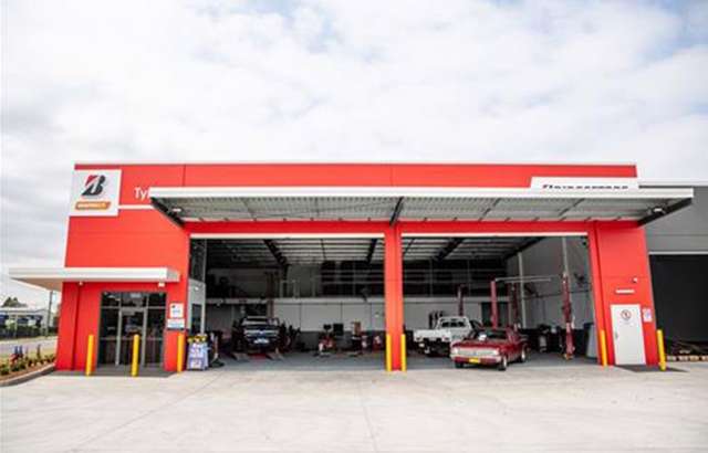 Bridgestone Select Tyre & Auto Rutherford workshop gallery image