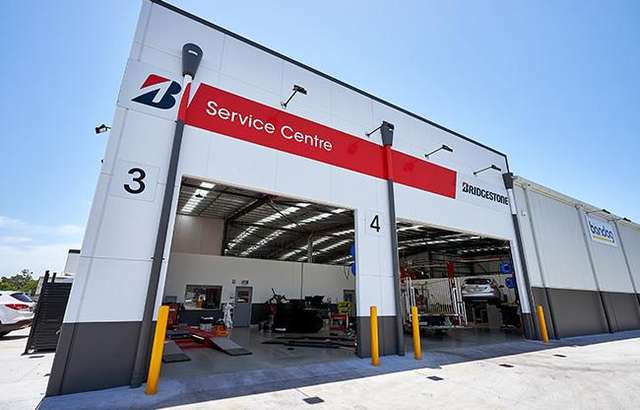 Bridgestone Service Centre Wacol workshop gallery image