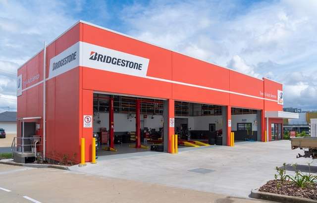 Bridgestone Select Tyre & Auto North Rockhampton workshop gallery image